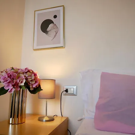 Diadema Pink - Immobili E Soluzioni Rent Apartmán Bergamo